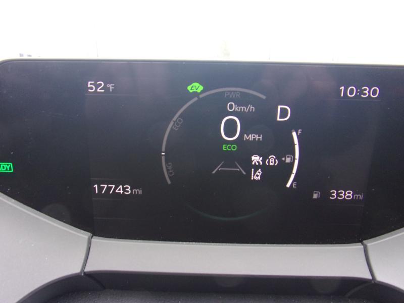 Toyota Prius XLE AWD (Natl) 2024