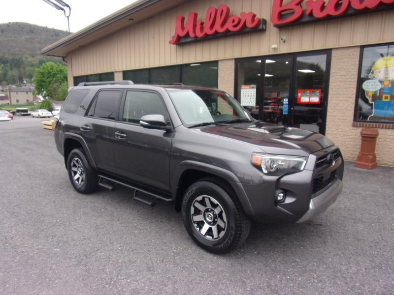 Toyota 4Runner TRD Off Road Premium 4WD (Natl) 2022
