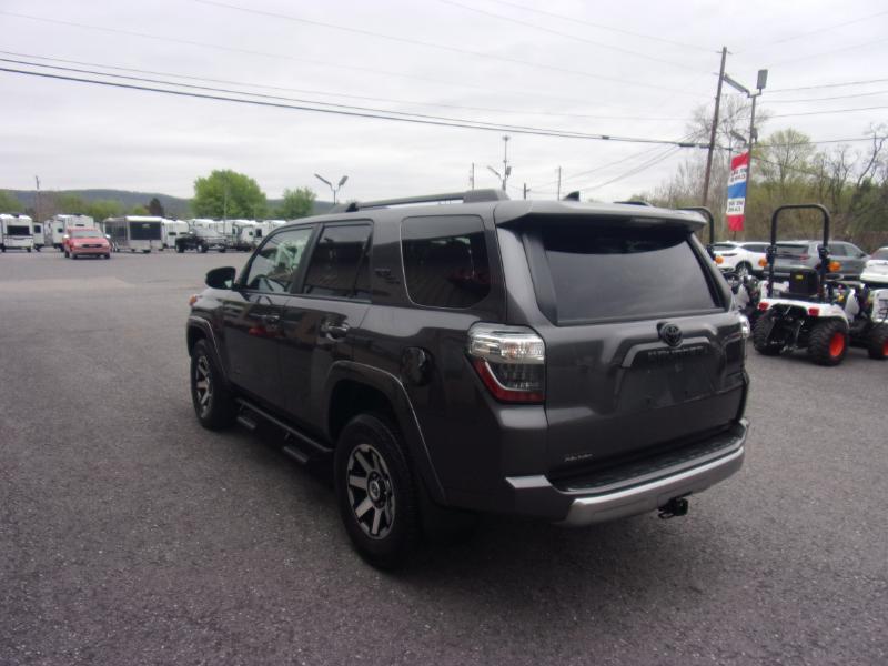 Toyota 4Runner TRD Off Road Premium 4WD (Natl) 2022