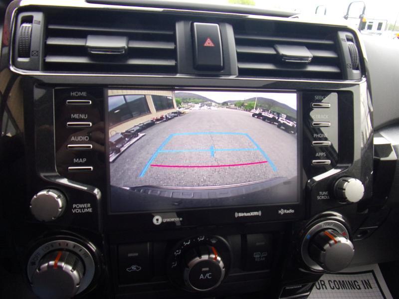 Toyota 4Runner TRD Off Road Premium 4WD (Natl) 2022