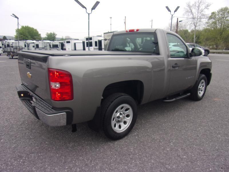 Chevrolet Silverado 1500 2WD Reg Cab 119.0" Work Truck 2013