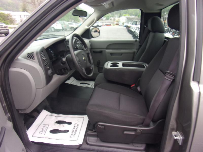 Chevrolet Silverado 1500 2WD Reg Cab 119.0" Work Truck 2013