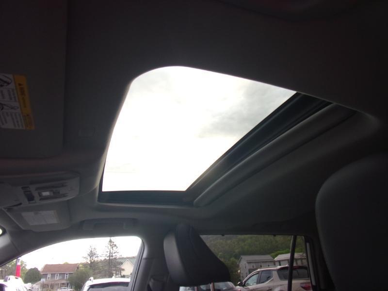 Toyota Highlander Hybrid Limited AWD (Natl) 2020