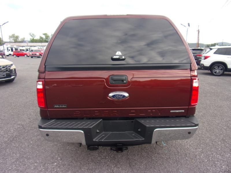 Ford Super Duty F-250 SRW 4WD Crew Cab 156" Lariat 2016