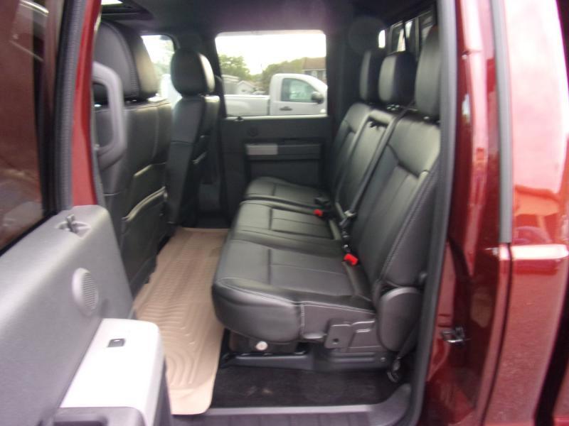 Ford Super Duty F-250 SRW 4WD Crew Cab 156" Lariat 2016