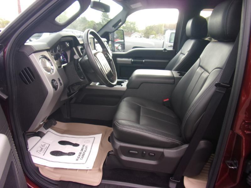 Ford Super Duty F-250 SRW 4WD Crew Cab 156" Lariat 2016