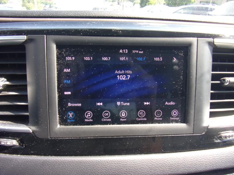 Chrysler Pacifica Touring L FWD 2019