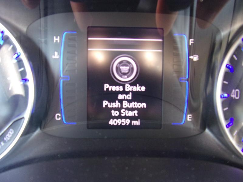 Chrysler Pacifica Touring L FWD 2019