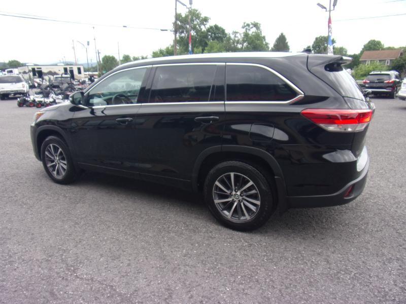 Toyota Highlander XLE V6 AWD (Natl) 2018