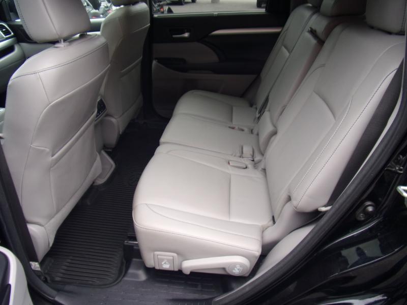 Toyota Highlander XLE V6 AWD (Natl) 2018
