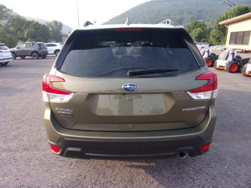 Subaru Forester Limited CVT 2022