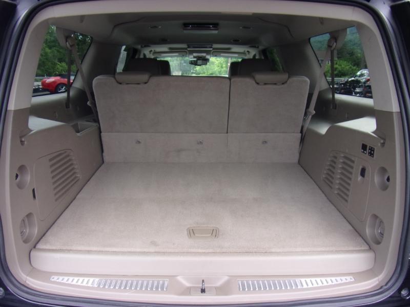 Chevrolet Suburban 4WD 4dr 1500 LTZ 2016