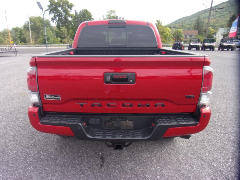 Toyota Tacoma 4WD TRD Off Road Double Cab 5' Bed AT (Natl) 2021