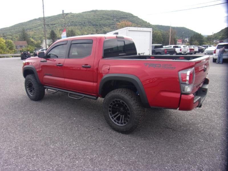 Toyota Tacoma 4WD TRD Off Road Double Cab 5' Bed AT (Natl) 2021