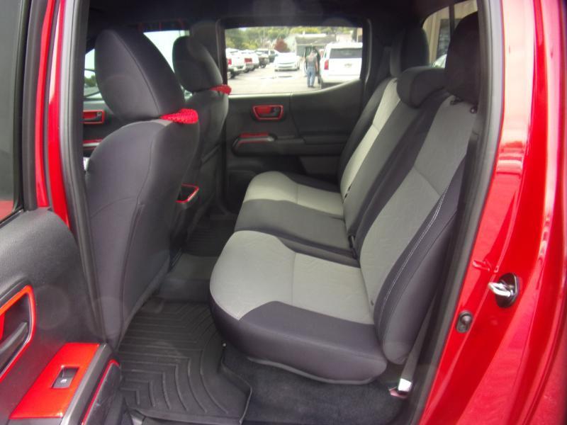 Toyota Tacoma 4WD TRD Off Road Double Cab 5' Bed AT (Natl) 2021