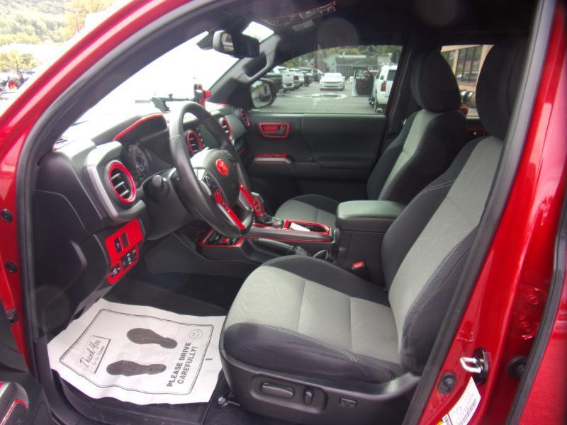 Toyota Tacoma 4WD TRD Off Road Double Cab 5' Bed AT (Natl) 2021