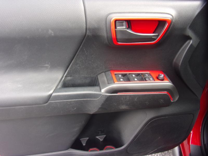 Toyota Tacoma 4WD TRD Off Road Double Cab 5' Bed AT (Natl) 2021