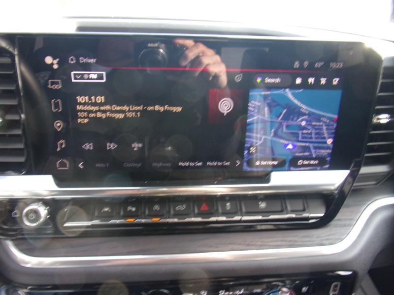 GMC Sierra 1500 4WD Crew Cab 147" SLT 2026