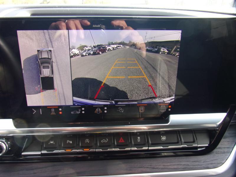 GMC Sierra 1500 4WD Crew Cab 147" SLT 2026