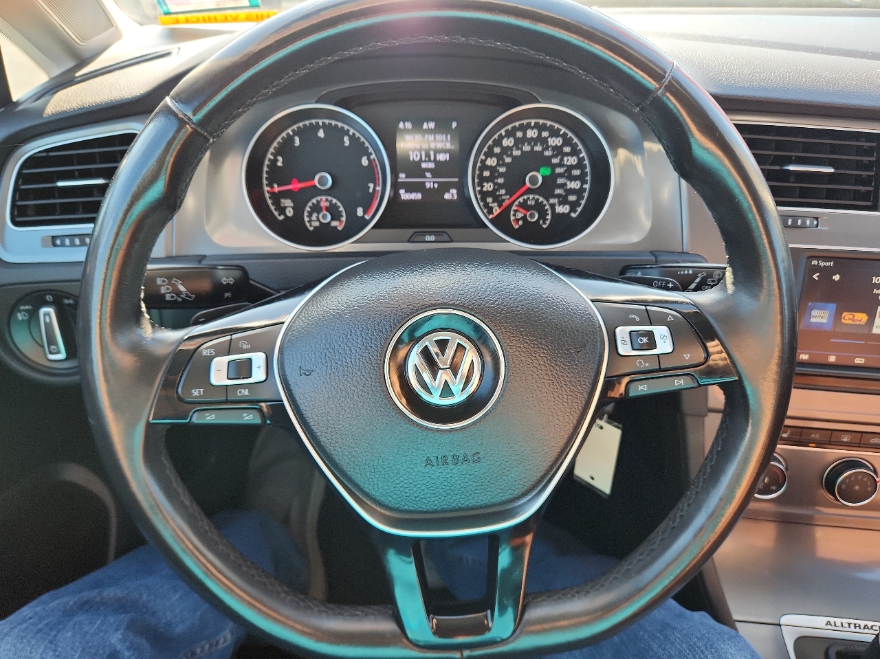 Volkswagen Golf Alltrack 1.8T SEL DSG 2017 Volkswagen Golf Alltrack 1.8T SEL DSG 2017