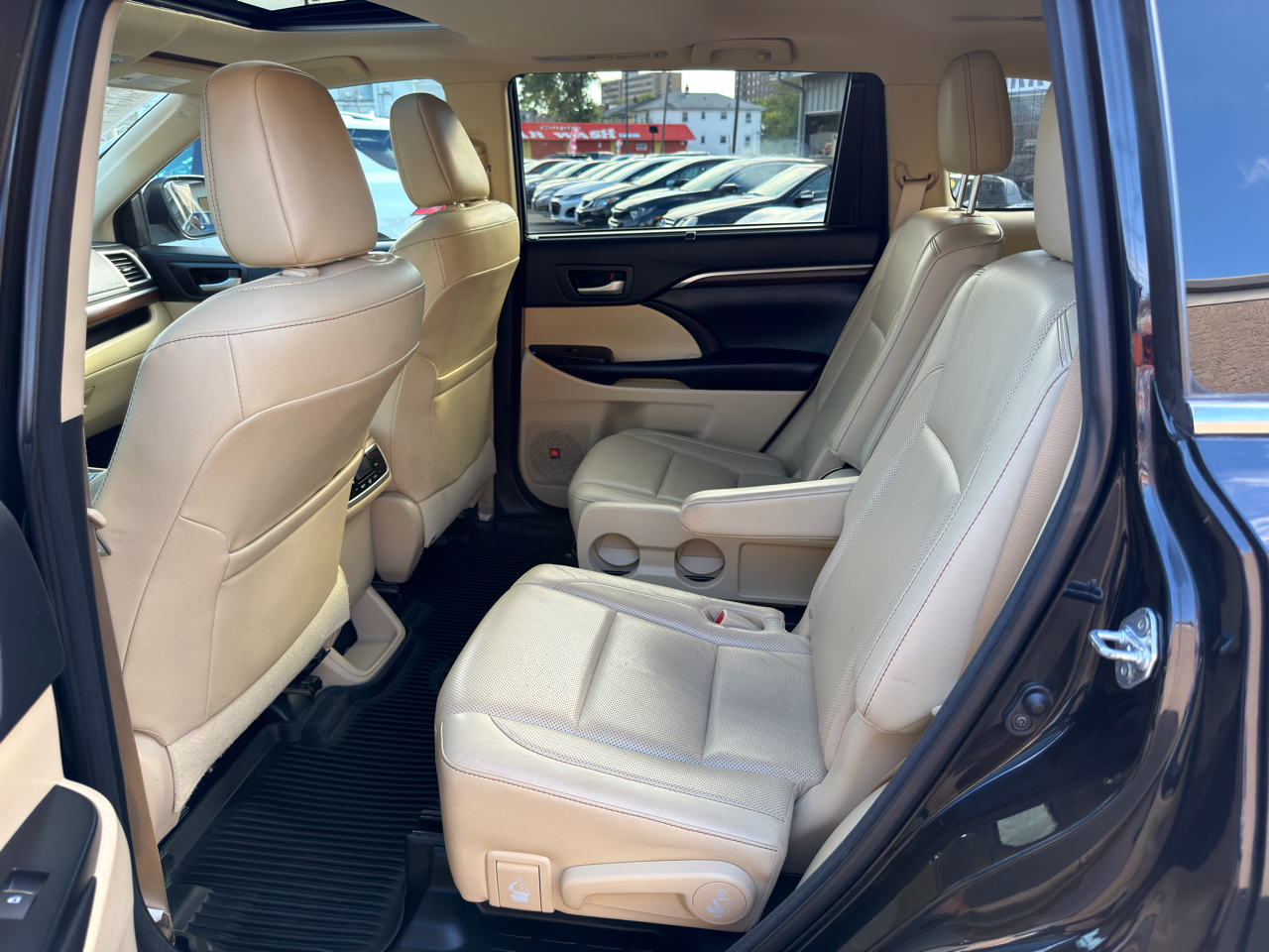 2016 Toyota Highlander Base Hybrid photo 14