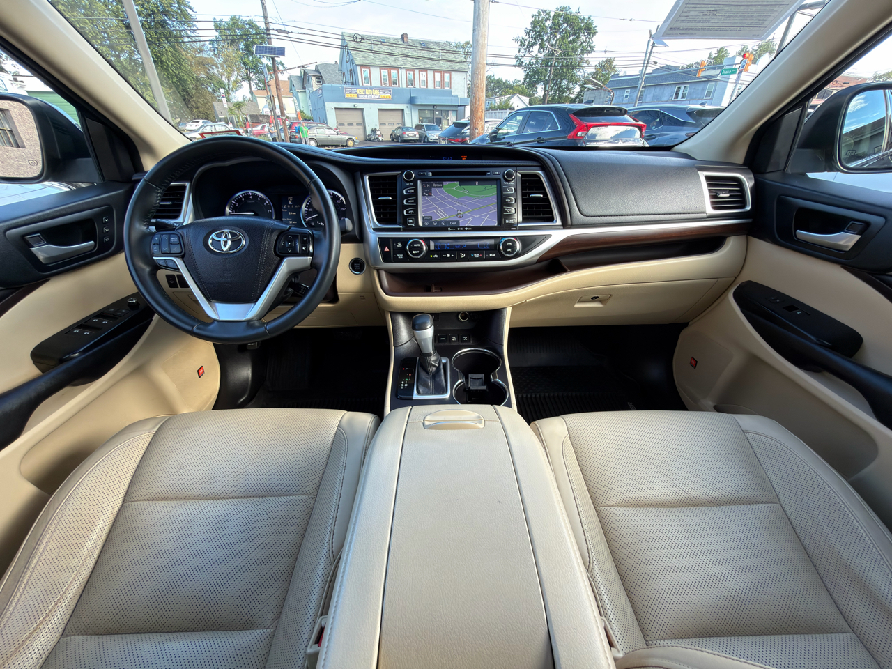 2016 Toyota Highlander Base Hybrid photo 25