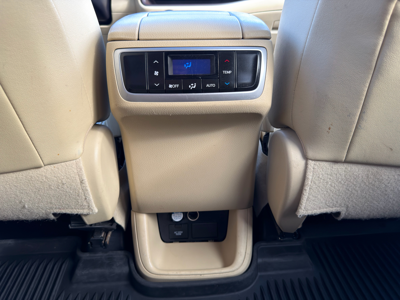 2016 Toyota Highlander Base Hybrid photo 27