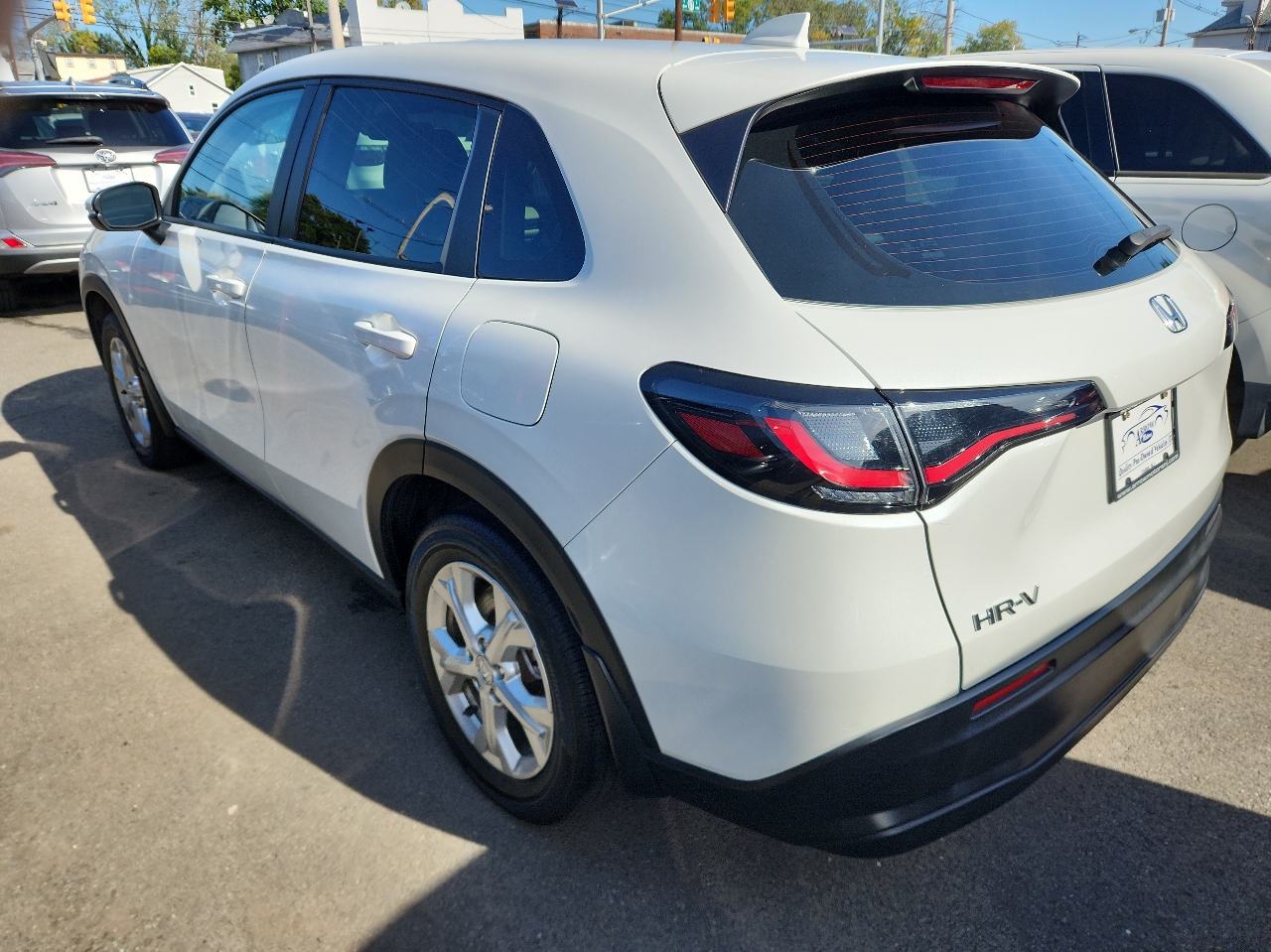 2023 Honda HR-V LX 2WD photo 3
