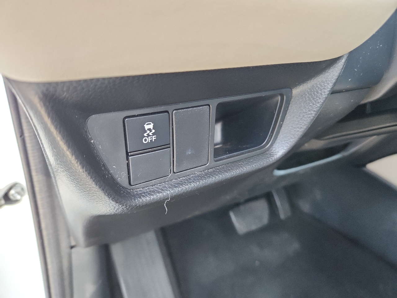 2023 Honda HR-V LX 2WD photo 12