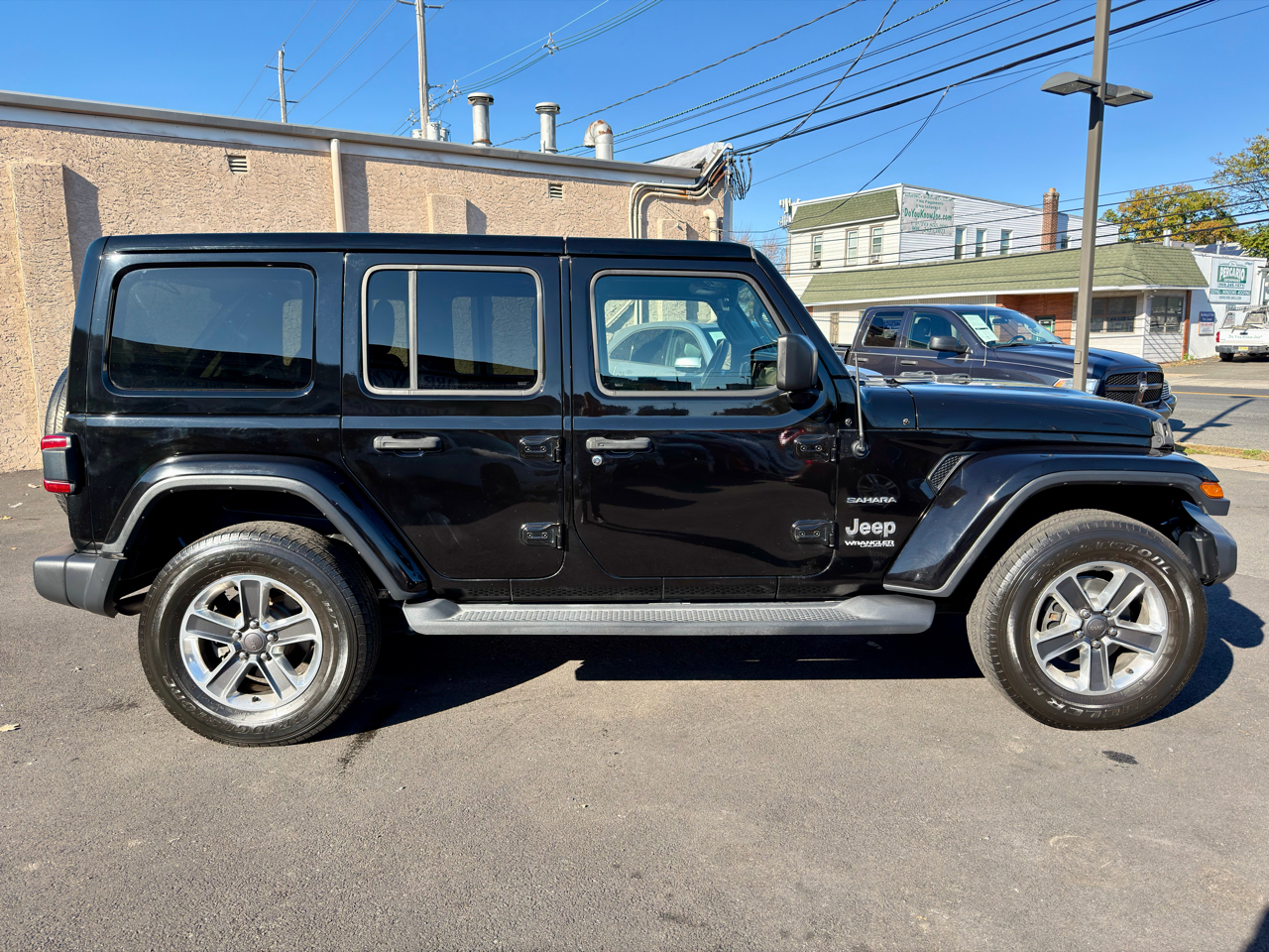 Jeep Wrangler Unlimited Sahara 4x4 2018 Jeep Wrangler Unlimited Sahara 4x4 2018