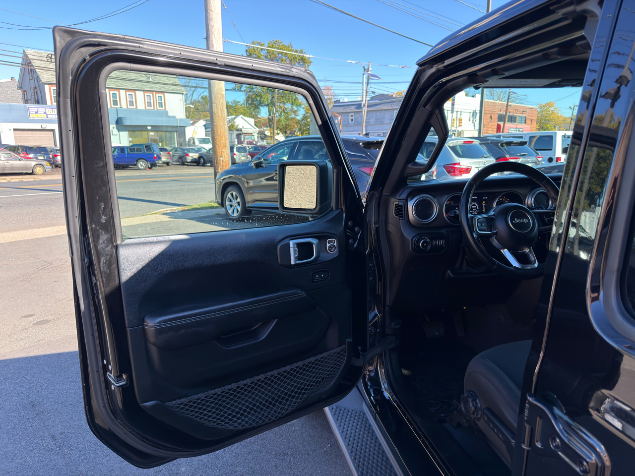 Jeep Wrangler Unlimited Sahara 4x4 2018 Jeep Wrangler Unlimited Sahara 4x4 2018