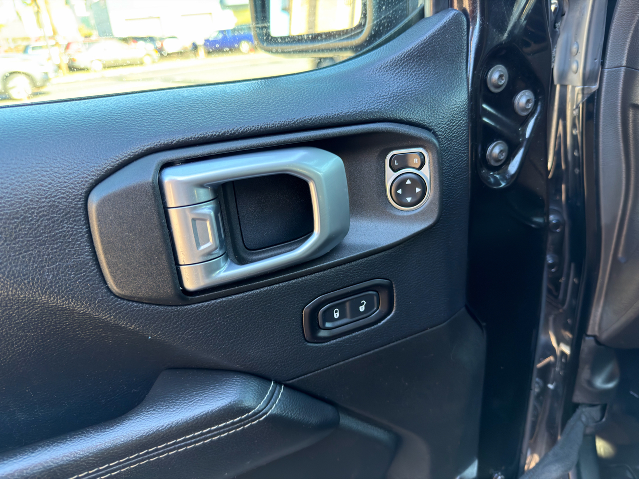 Jeep Wrangler Unlimited Sahara 4x4 2018 Jeep Wrangler Unlimited Sahara 4x4 2018