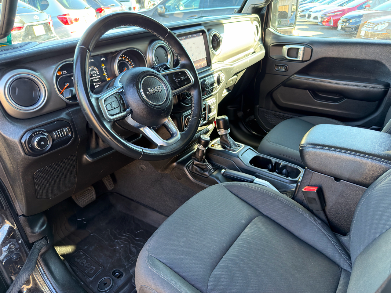 Jeep Wrangler Unlimited Sahara 4x4 2018 Jeep Wrangler Unlimited Sahara 4x4 2018