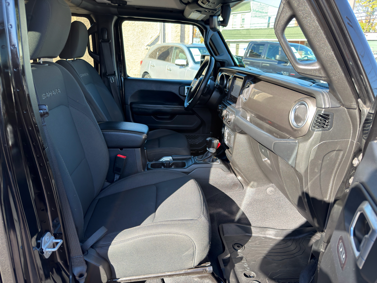 Jeep Wrangler Unlimited Sahara 4x4 2018 Jeep Wrangler Unlimited Sahara 4x4 2018