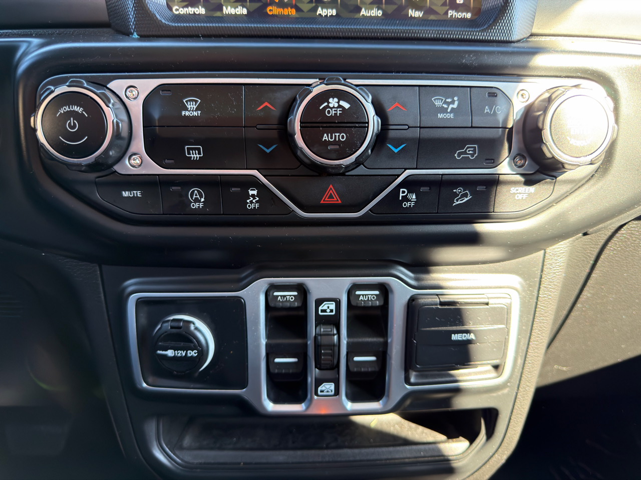 Jeep Wrangler Unlimited Sahara 4x4 2018 Jeep Wrangler Unlimited Sahara 4x4 2018