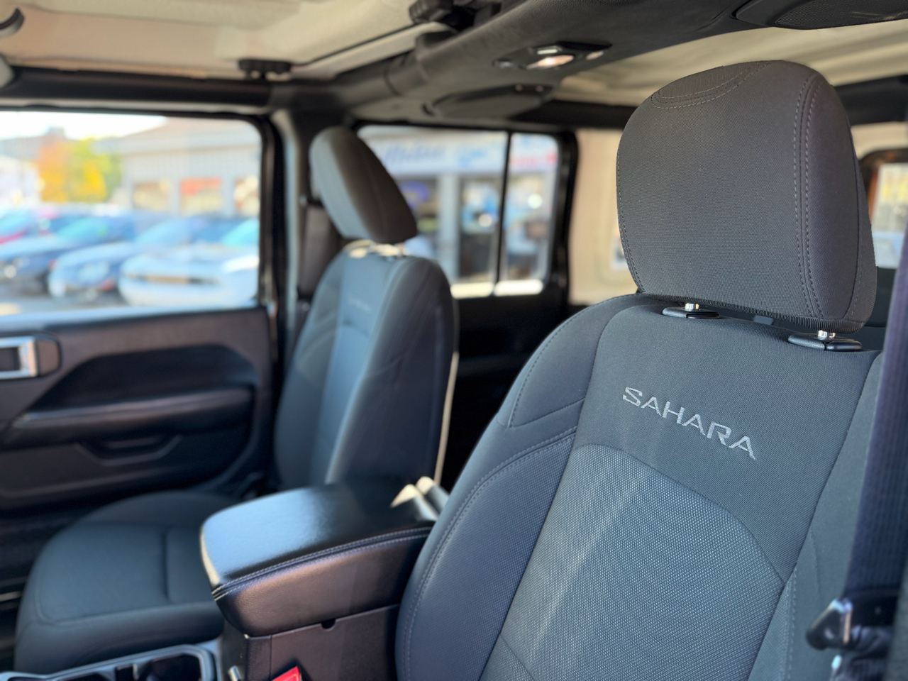 Jeep Wrangler Unlimited Sahara 4x4 2018 Jeep Wrangler Unlimited Sahara 4x4 2018