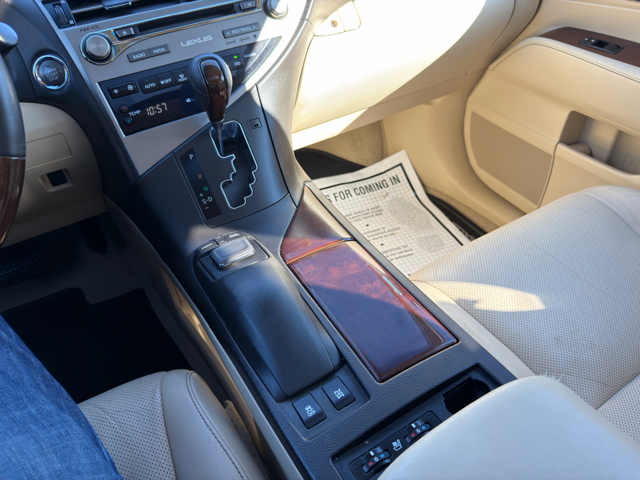 Lexus RX 350 4D SUV AWD 2015 Lexus RX 350 4D SUV AWD 2015