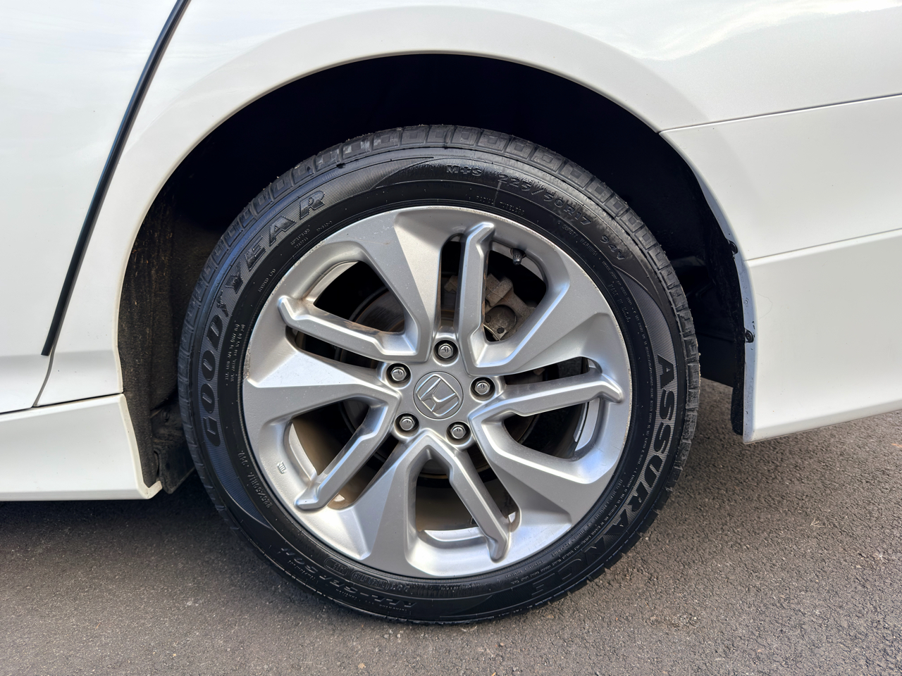 Honda Accord Sedan LX 1.5T CVT 2019 Honda Accord Sedan LX 1.5T CVT 2019