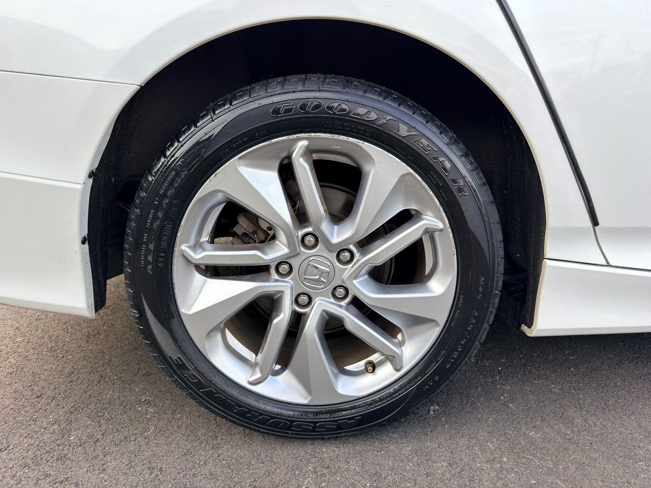 Honda Accord Sedan LX 1.5T CVT 2019 Honda Accord Sedan LX 1.5T CVT 2019