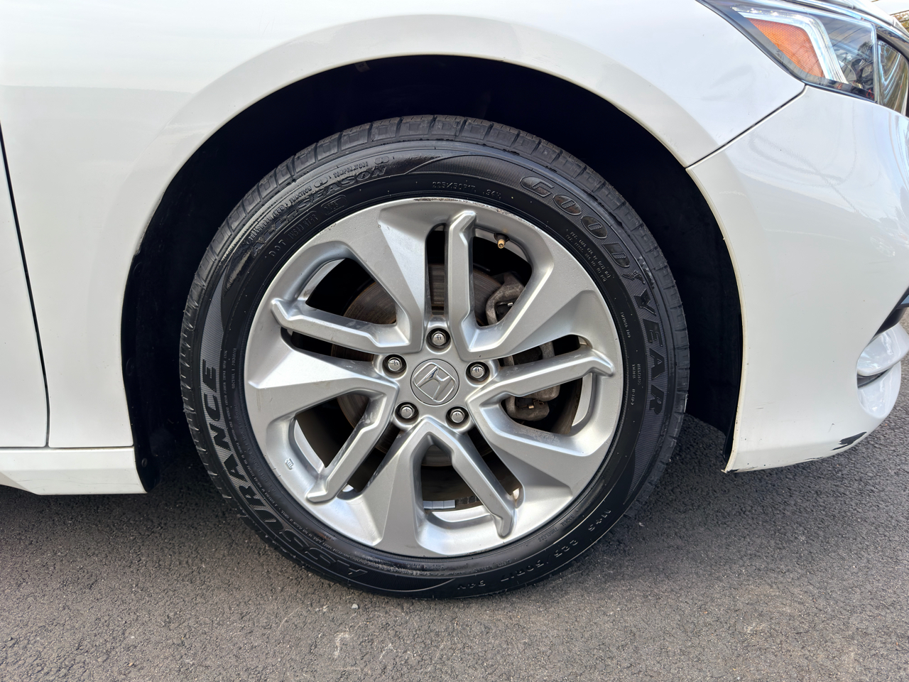 Honda Accord Sedan LX 1.5T CVT 2019 Honda Accord Sedan LX 1.5T CVT 2019