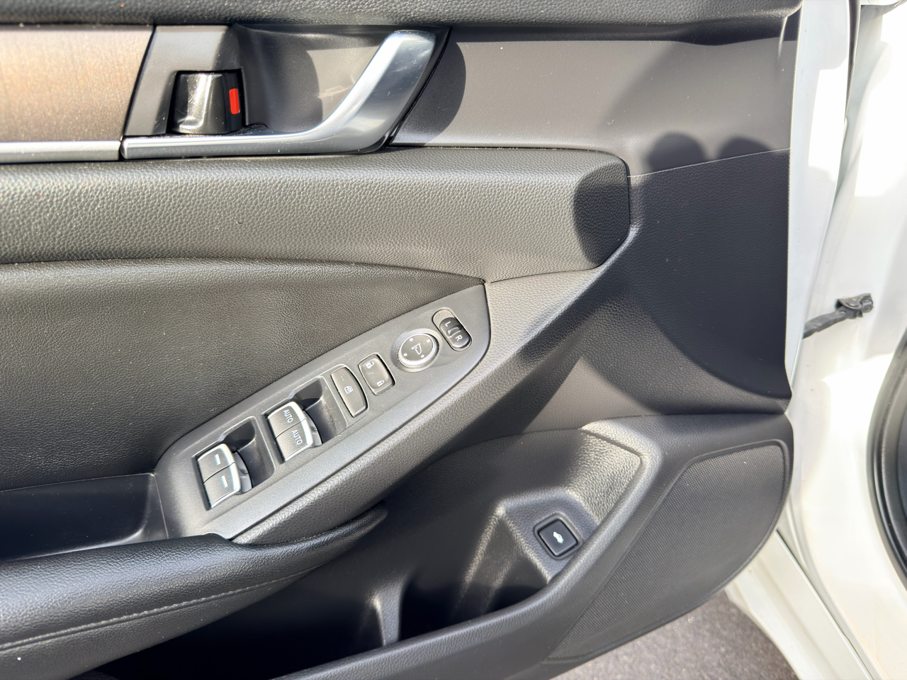 Honda Accord Sedan LX 1.5T CVT 2019 Honda Accord Sedan LX 1.5T CVT 2019