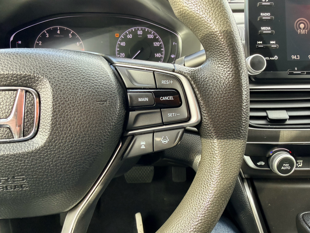 Honda Accord Sedan LX 1.5T CVT 2019 Honda Accord Sedan LX 1.5T CVT 2019