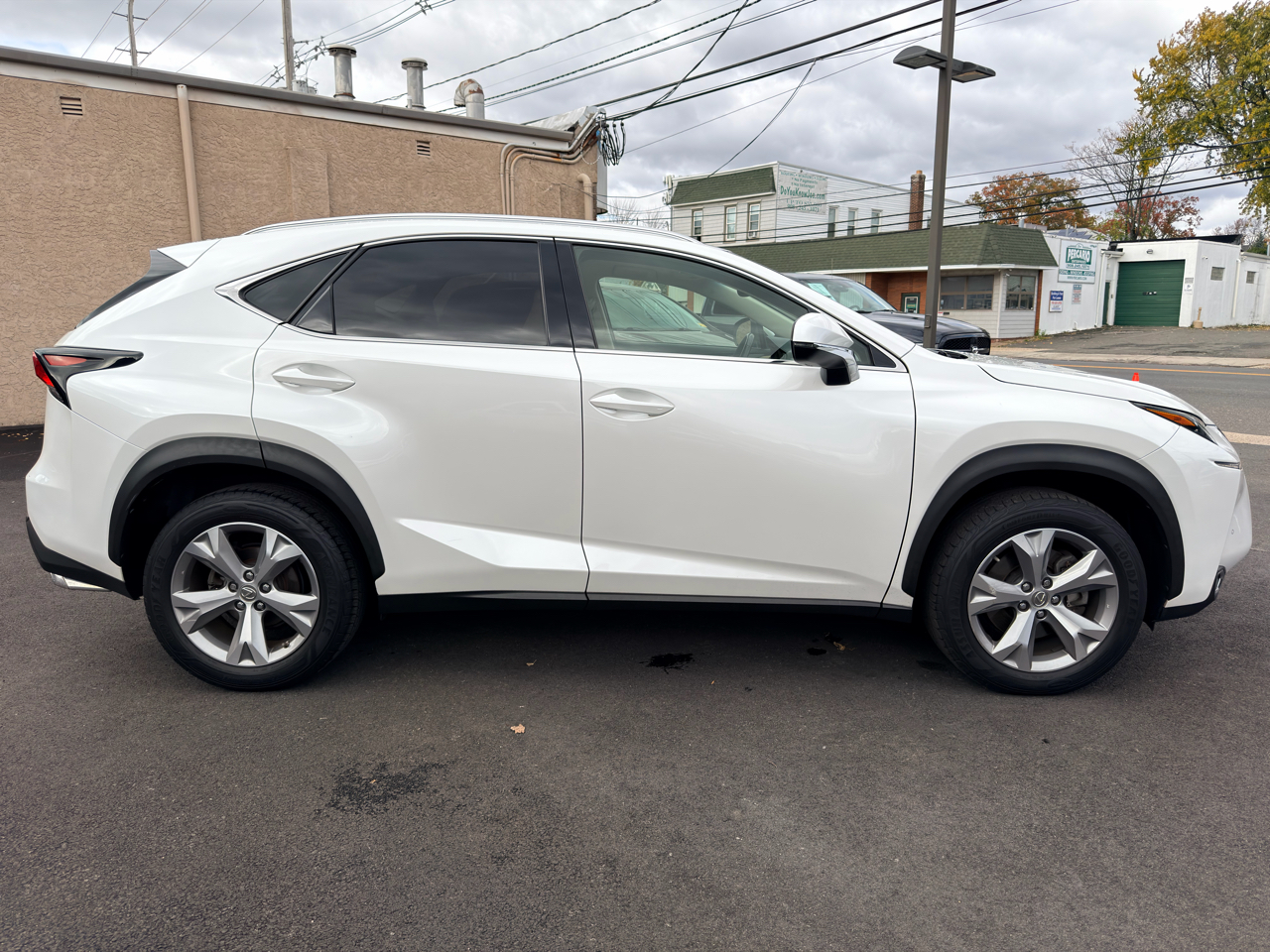 Lexus NX NX Turbo AWD 2017 Lexus NX NX Turbo AWD 2017