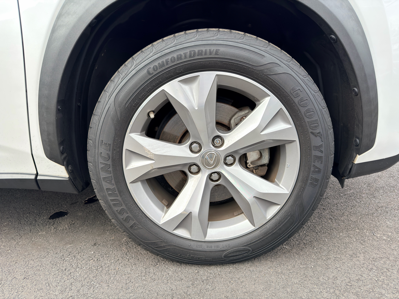 Lexus NX NX Turbo AWD 2017 Lexus NX NX Turbo AWD 2017