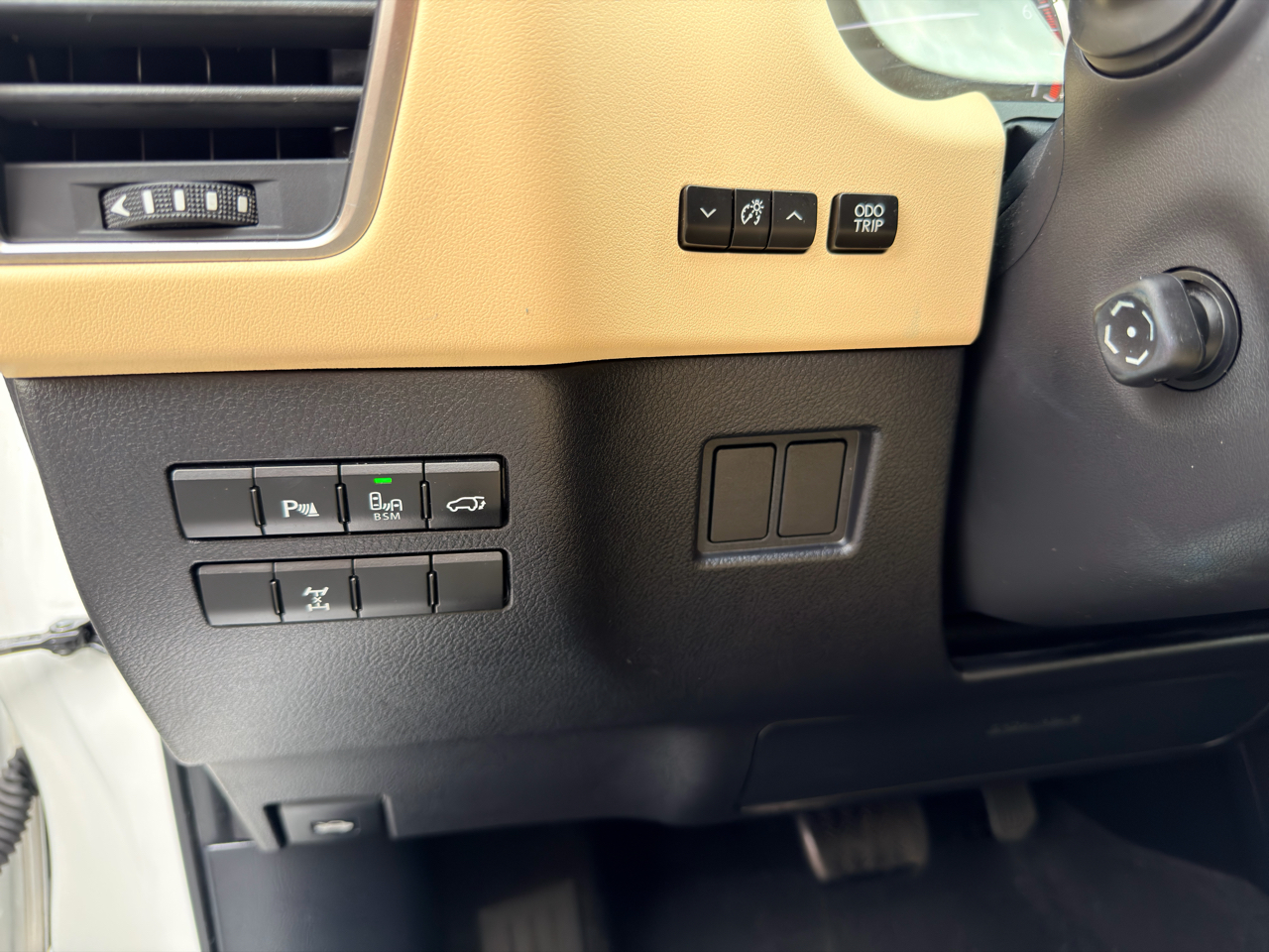 Lexus NX NX Turbo AWD 2017 Lexus NX NX Turbo AWD 2017