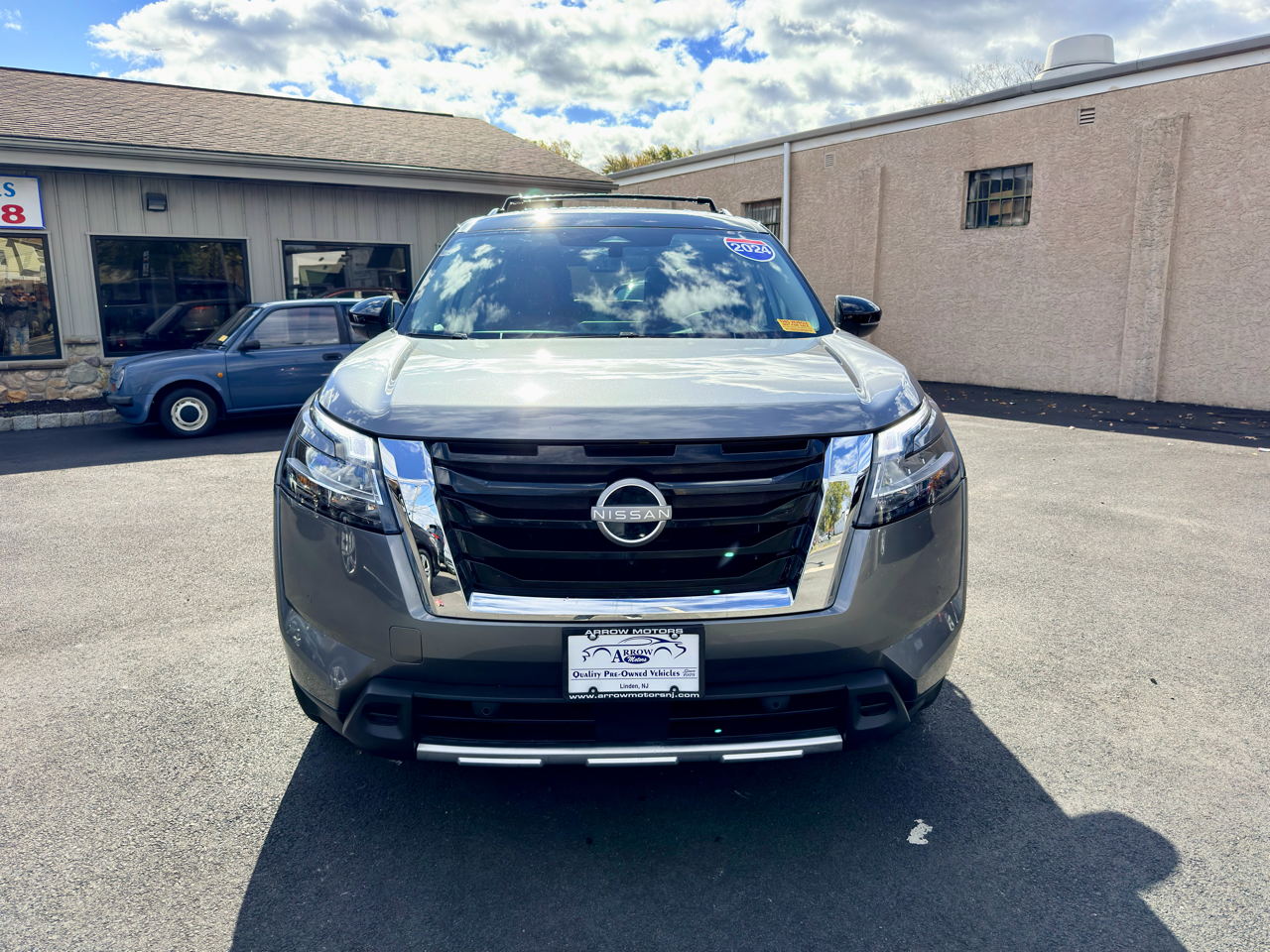 Nissan Pathfinder Platinum 4WD 2024 Nissan Pathfinder Platinum 4WD 2024