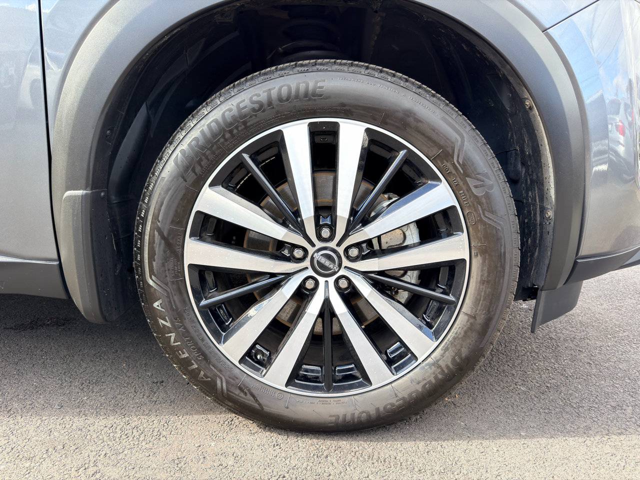 Nissan Pathfinder Platinum 4WD 2024 Nissan Pathfinder Platinum 4WD 2024