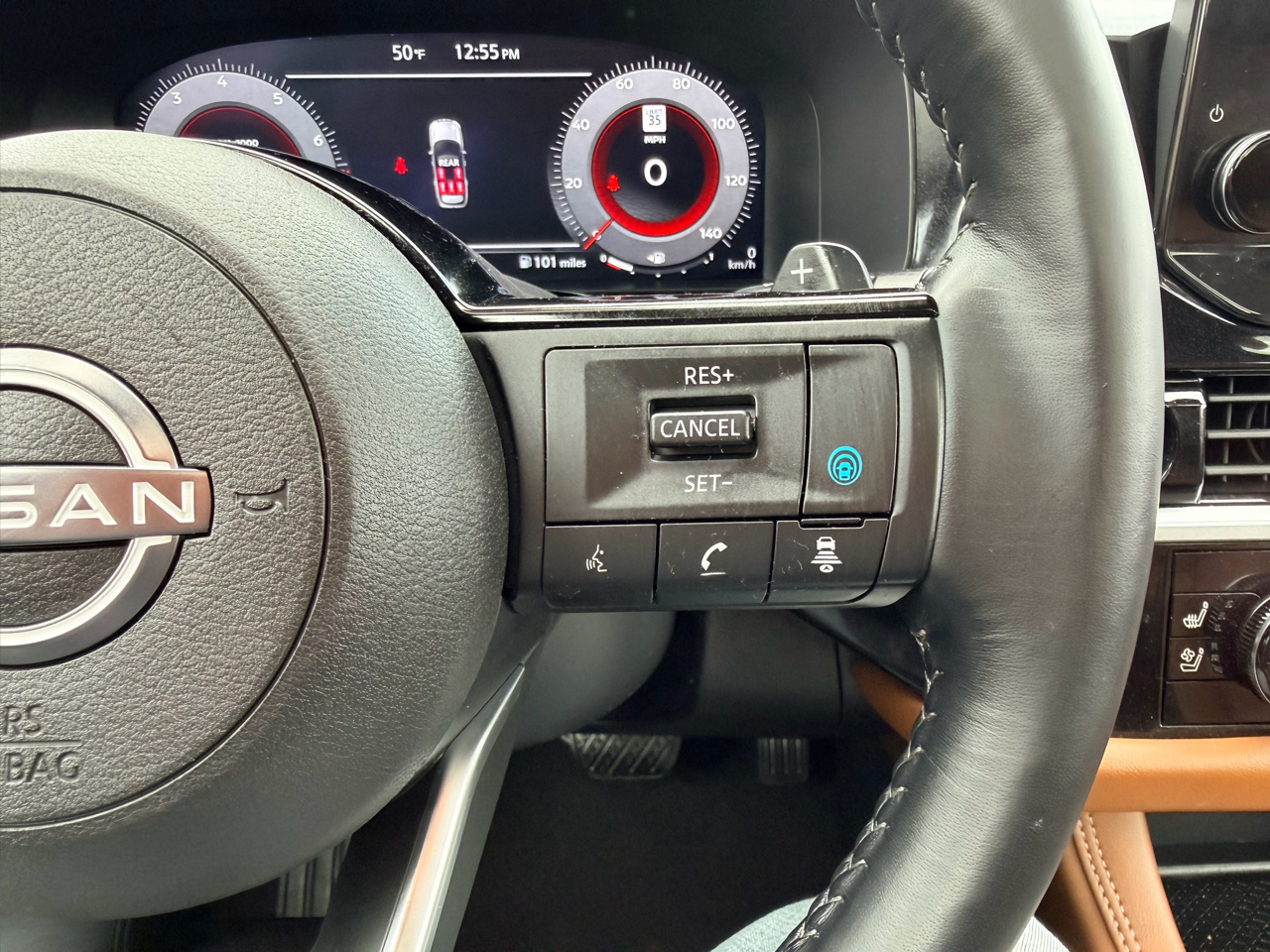 Nissan Pathfinder Platinum 4WD 2024 Nissan Pathfinder Platinum 4WD 2024