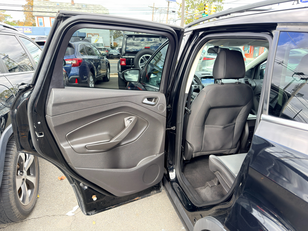 Ford Escape 4WD 4dr SE 2016 Ford Escape 4WD 4dr SE 2016