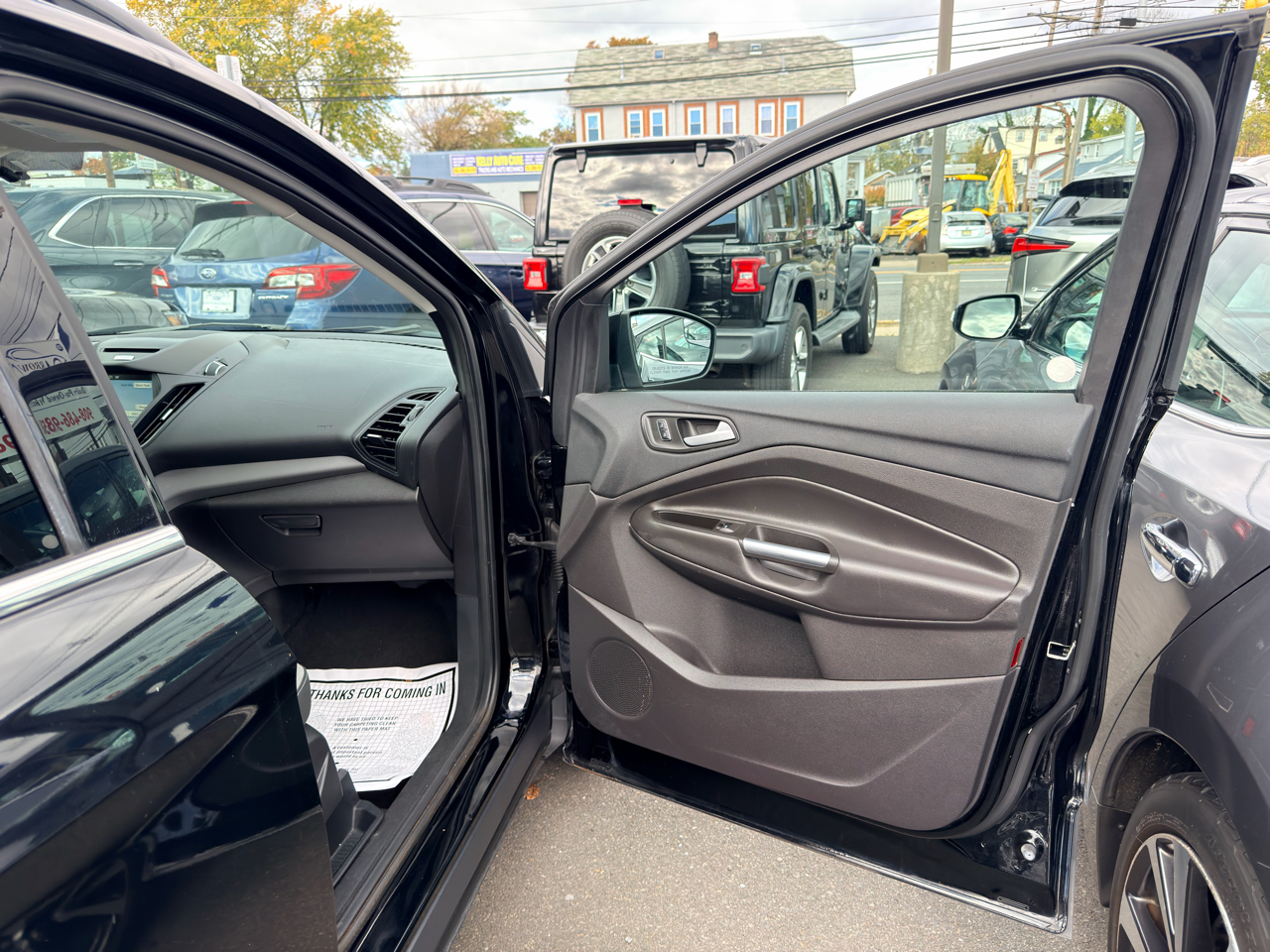 Ford Escape 4WD 4dr SE 2016 Ford Escape 4WD 4dr SE 2016